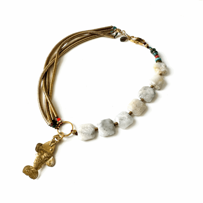 zuri moonstone necklace