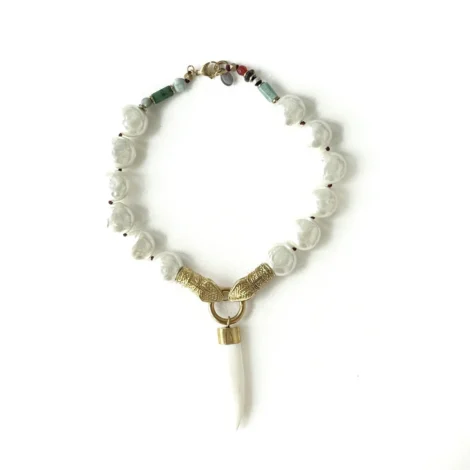 colar scarlet pearls &amp; horn