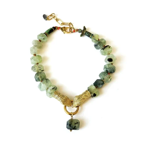 colar scarlet prehnita green